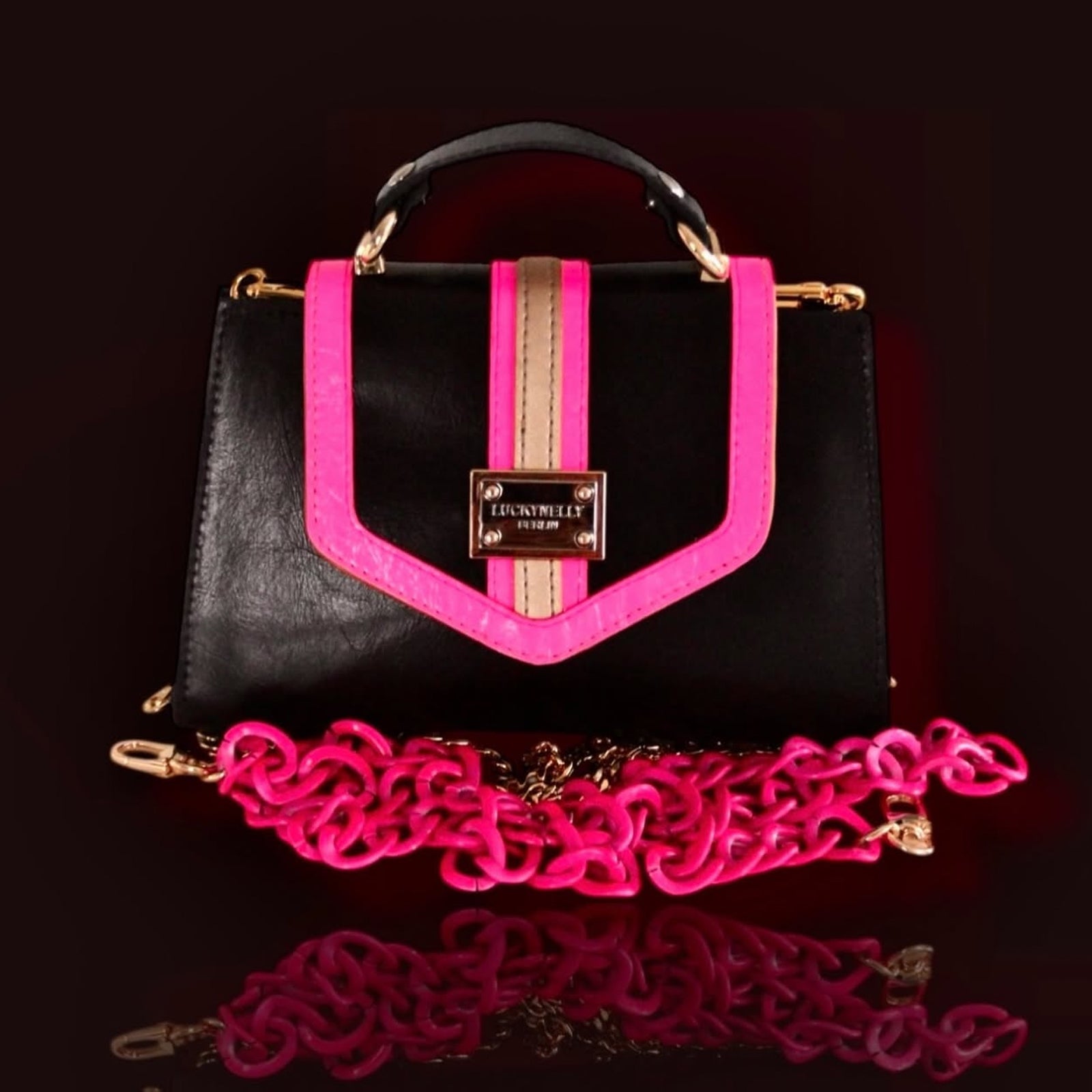 LUCKYNELLY handbag archive