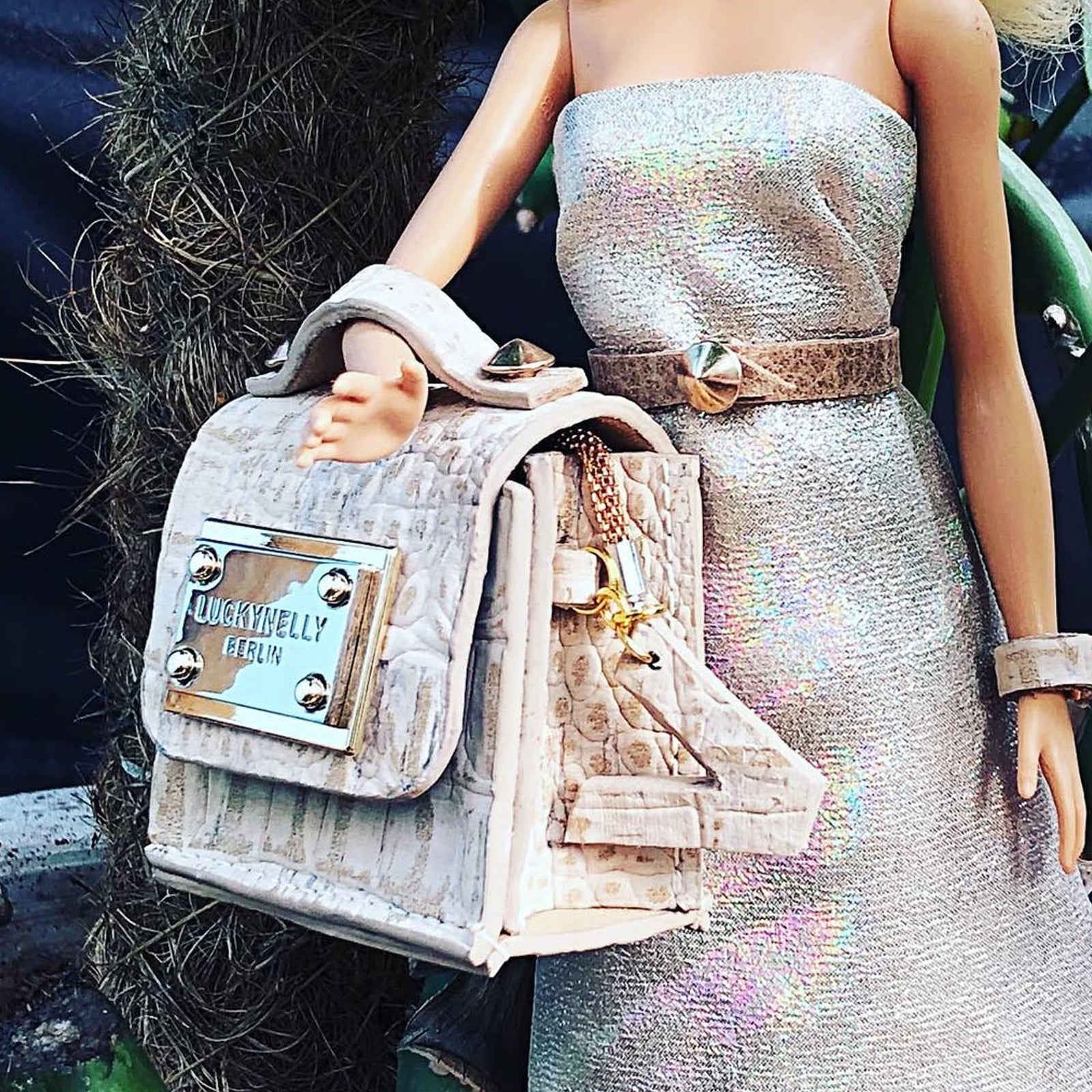 LUCKYNELLY handbag archive