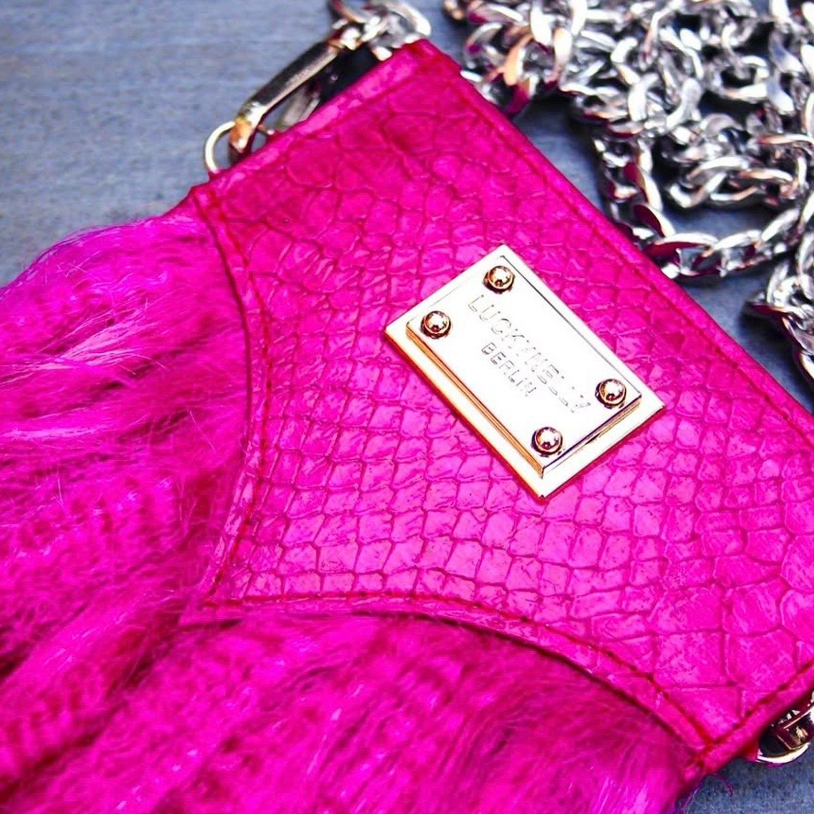 LUCKYNELLY handbag archive