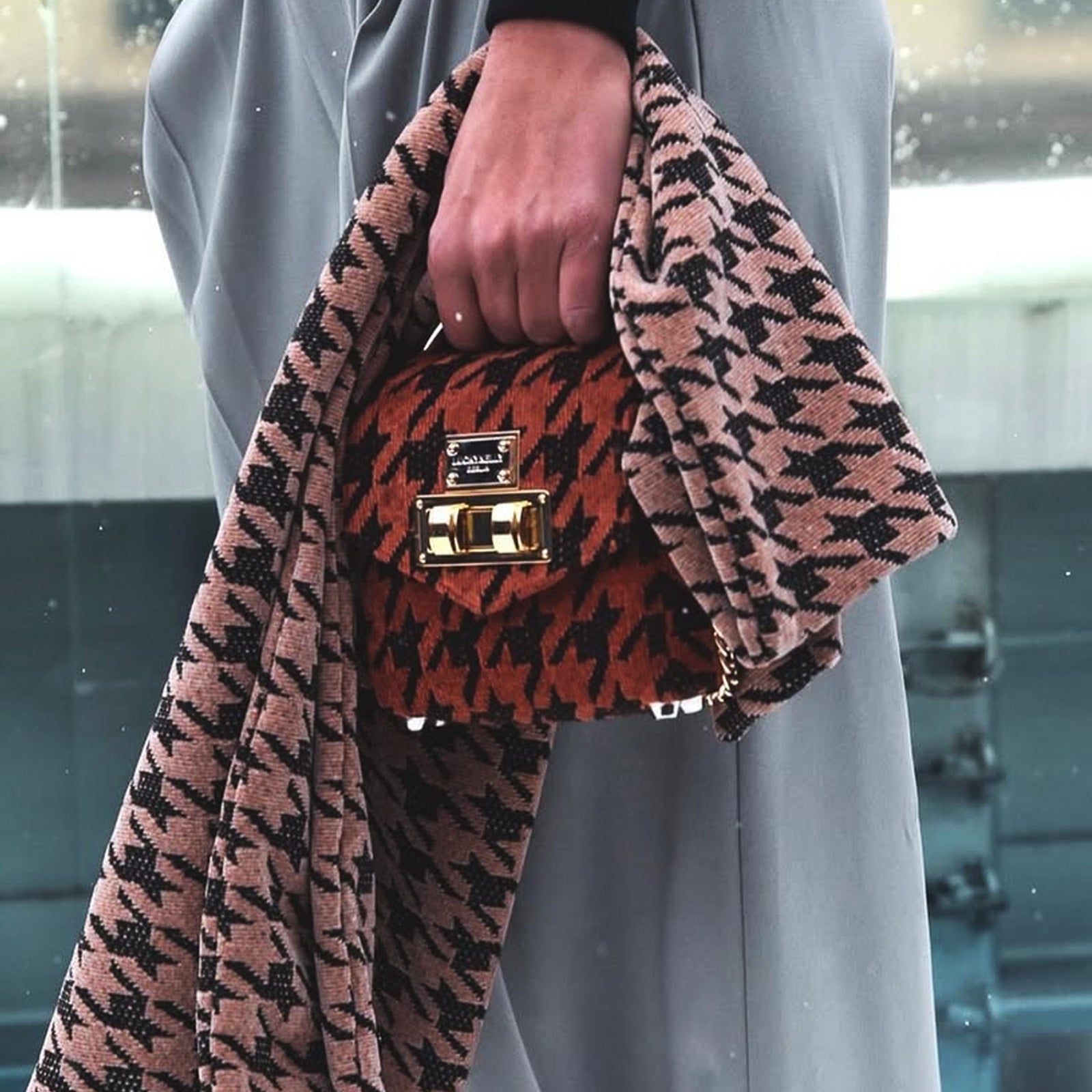 LUCKYNELLY handbag archive