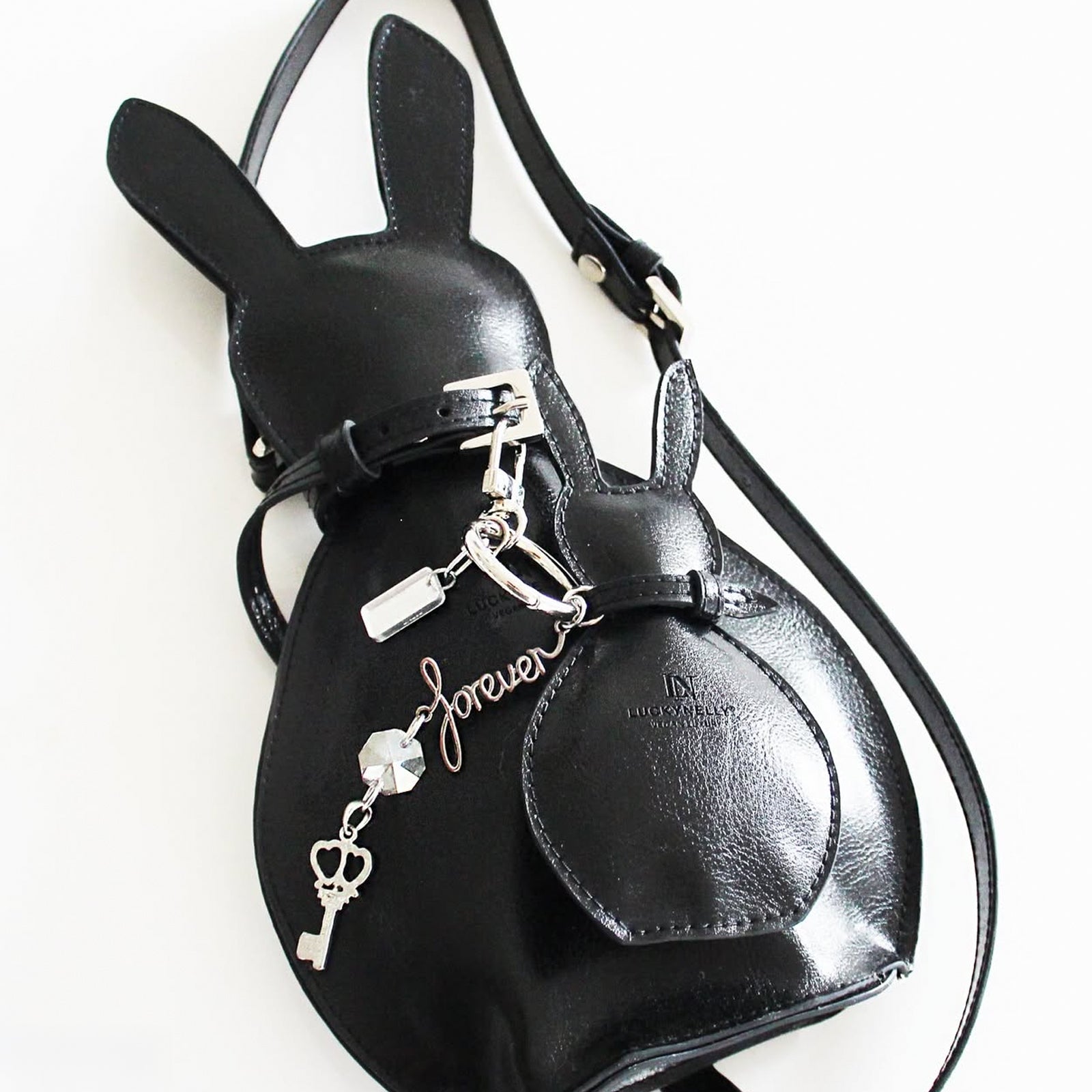 LUCKYNELLY handbag archive