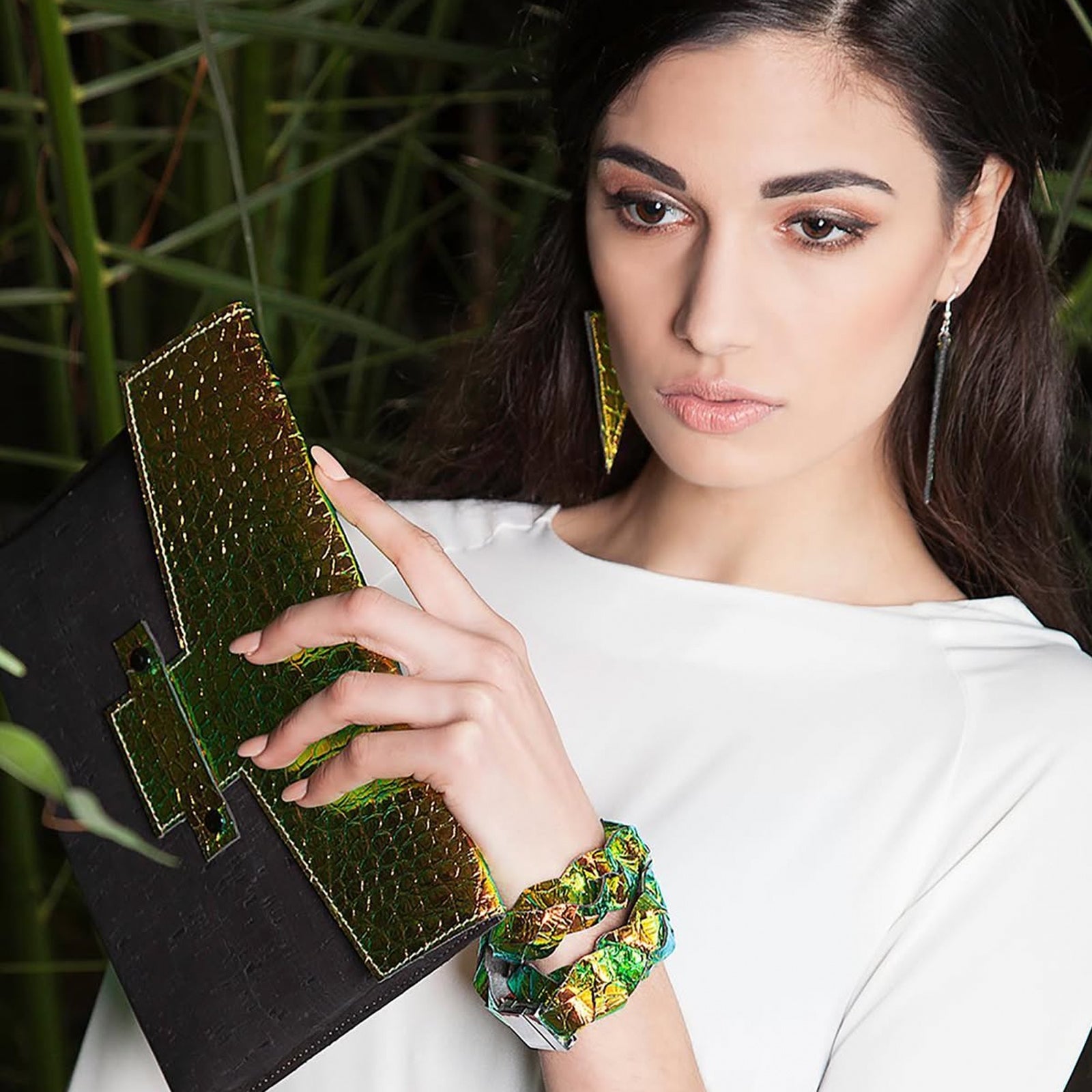 LUCKYNELLY handbag archive