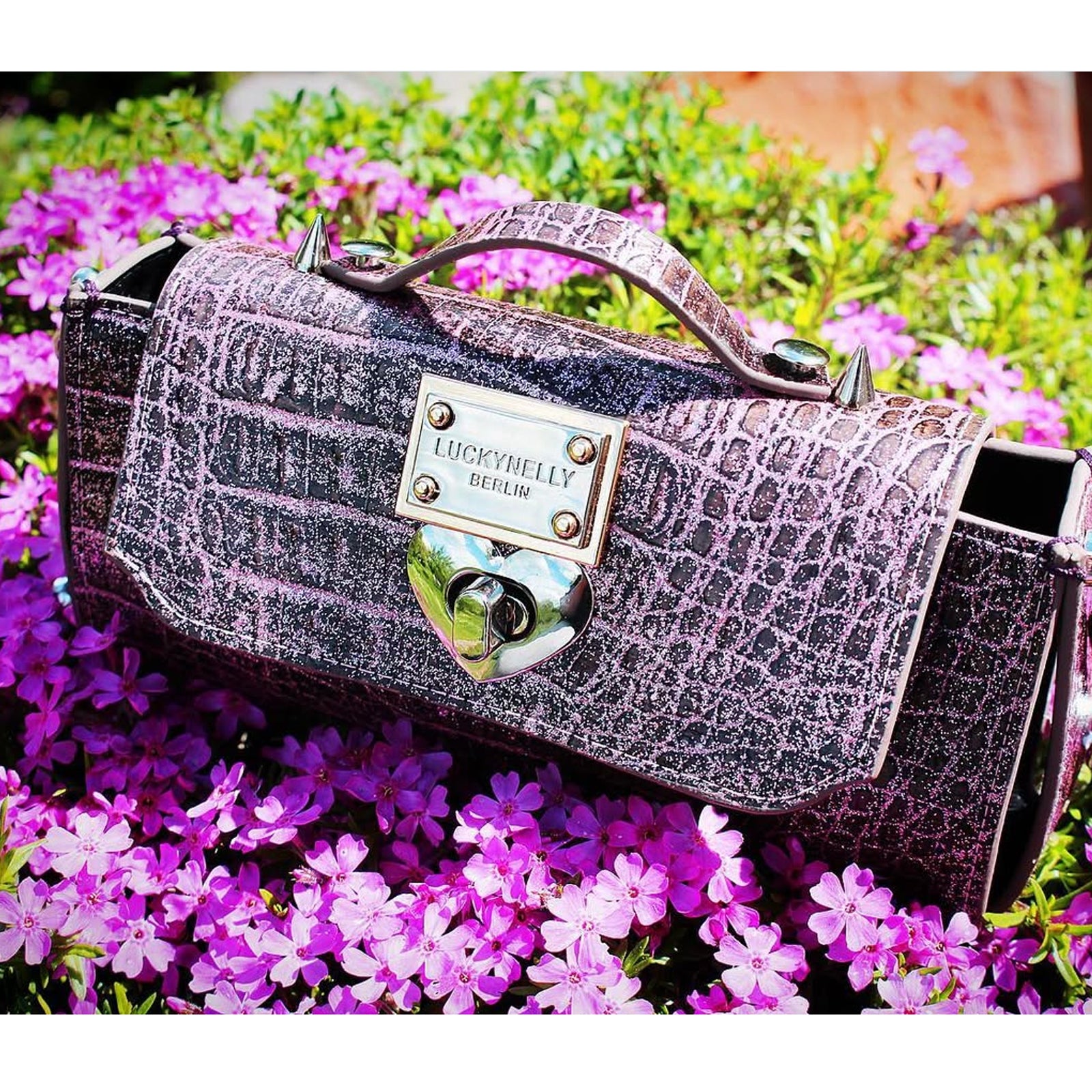 LUCKYNELLY handbag archive