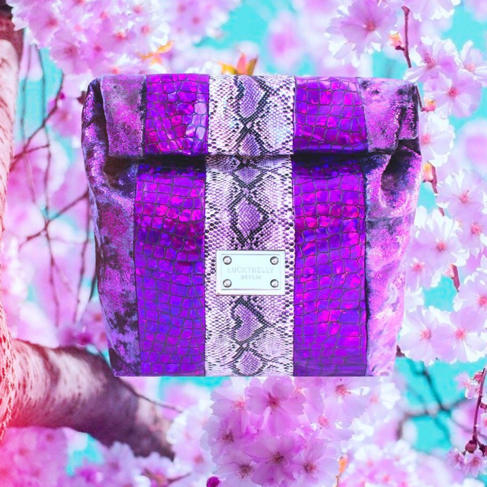 LUCKYNELLY handbag archive