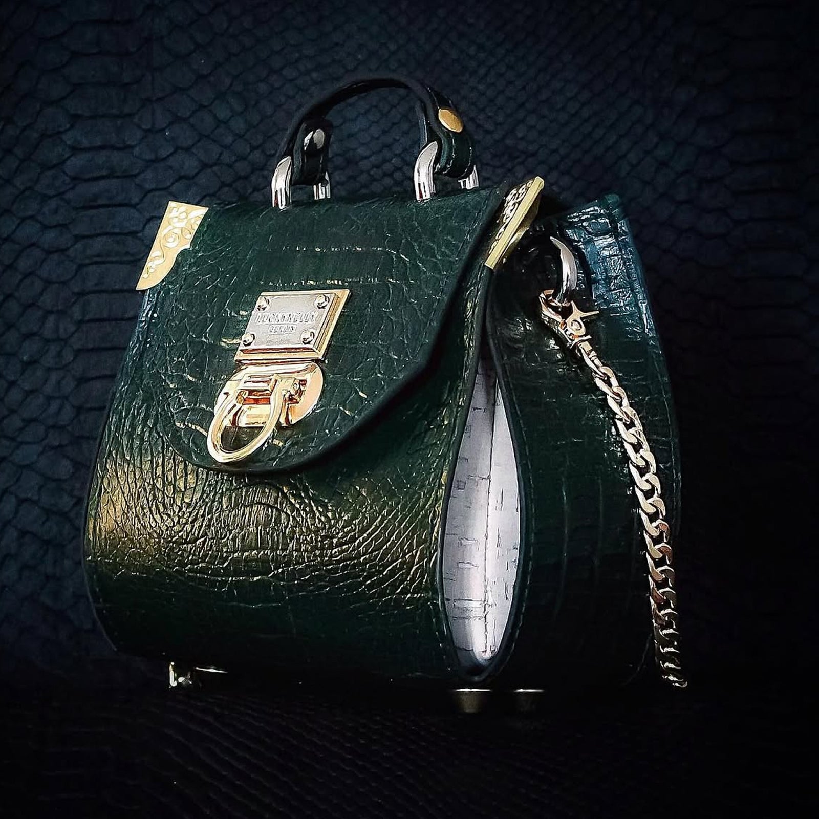 LUCKYNELLY handbag archive