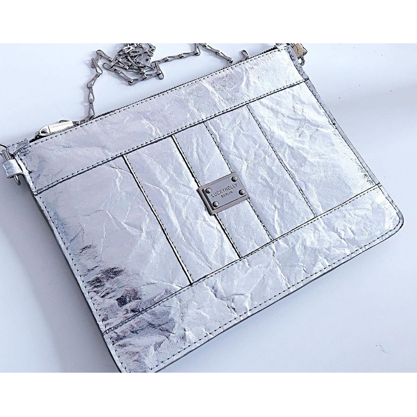 LUCKYNELLY handbag archive