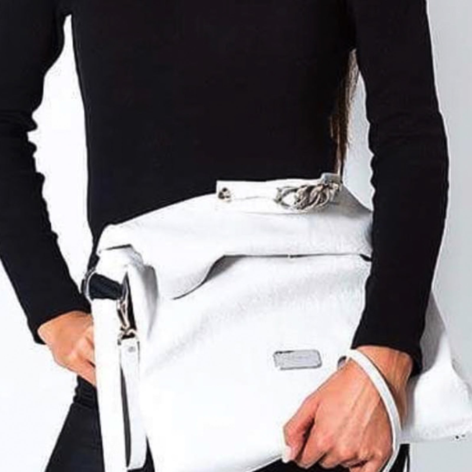 LUCKYNELLY handbag archive