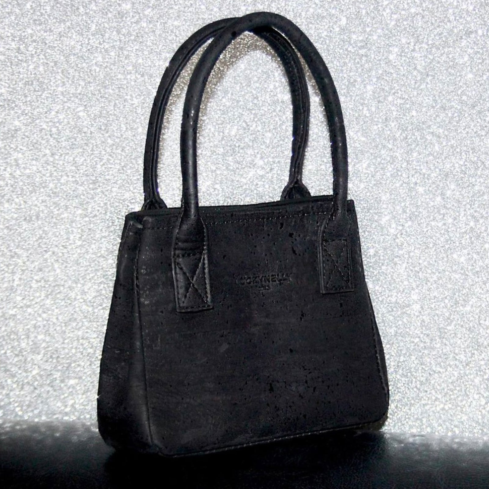 LUCKYNELLY handbag archive
