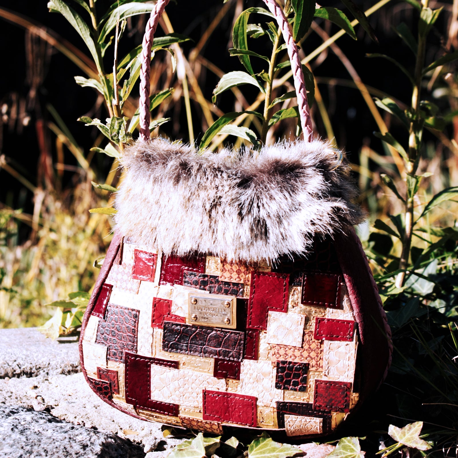 LUCKYNELLY handbag archive