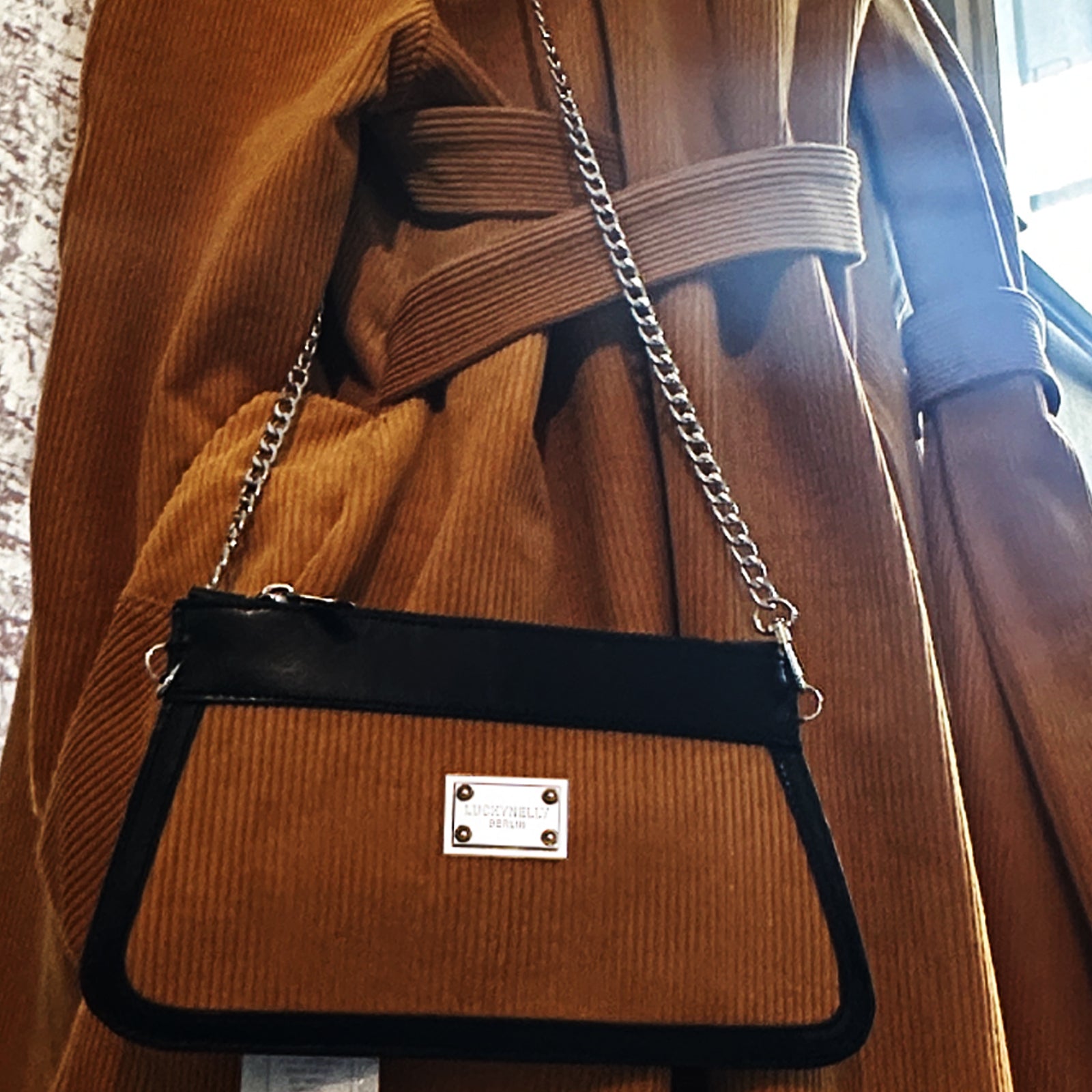 LUCKYNELLY handbag archive