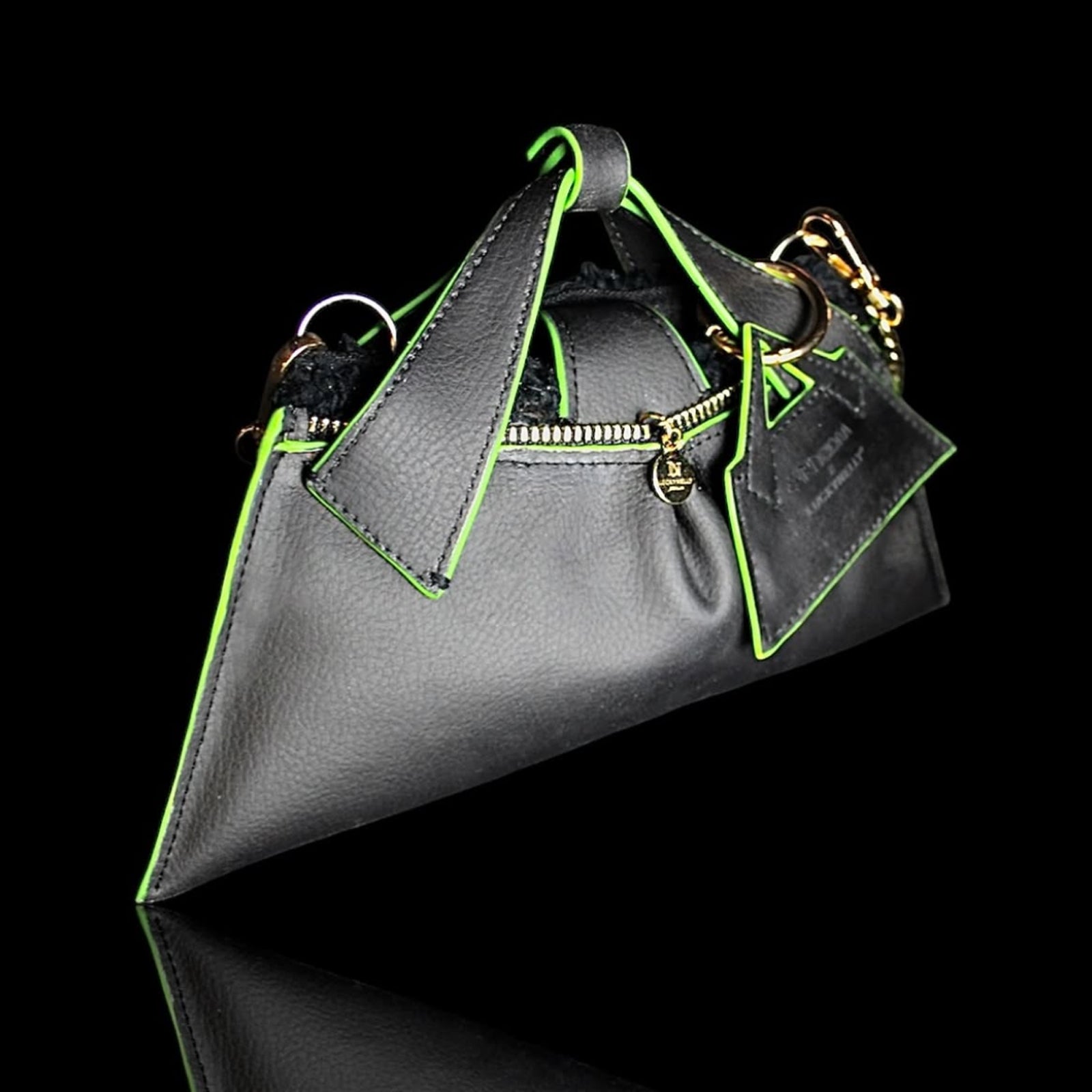 LUCKYNELLY handbag archive