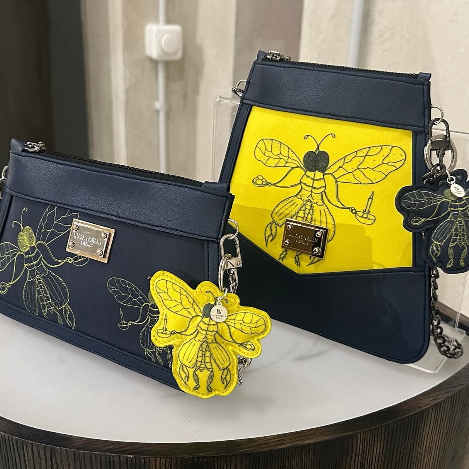 LUCKYNELLY handbag archive