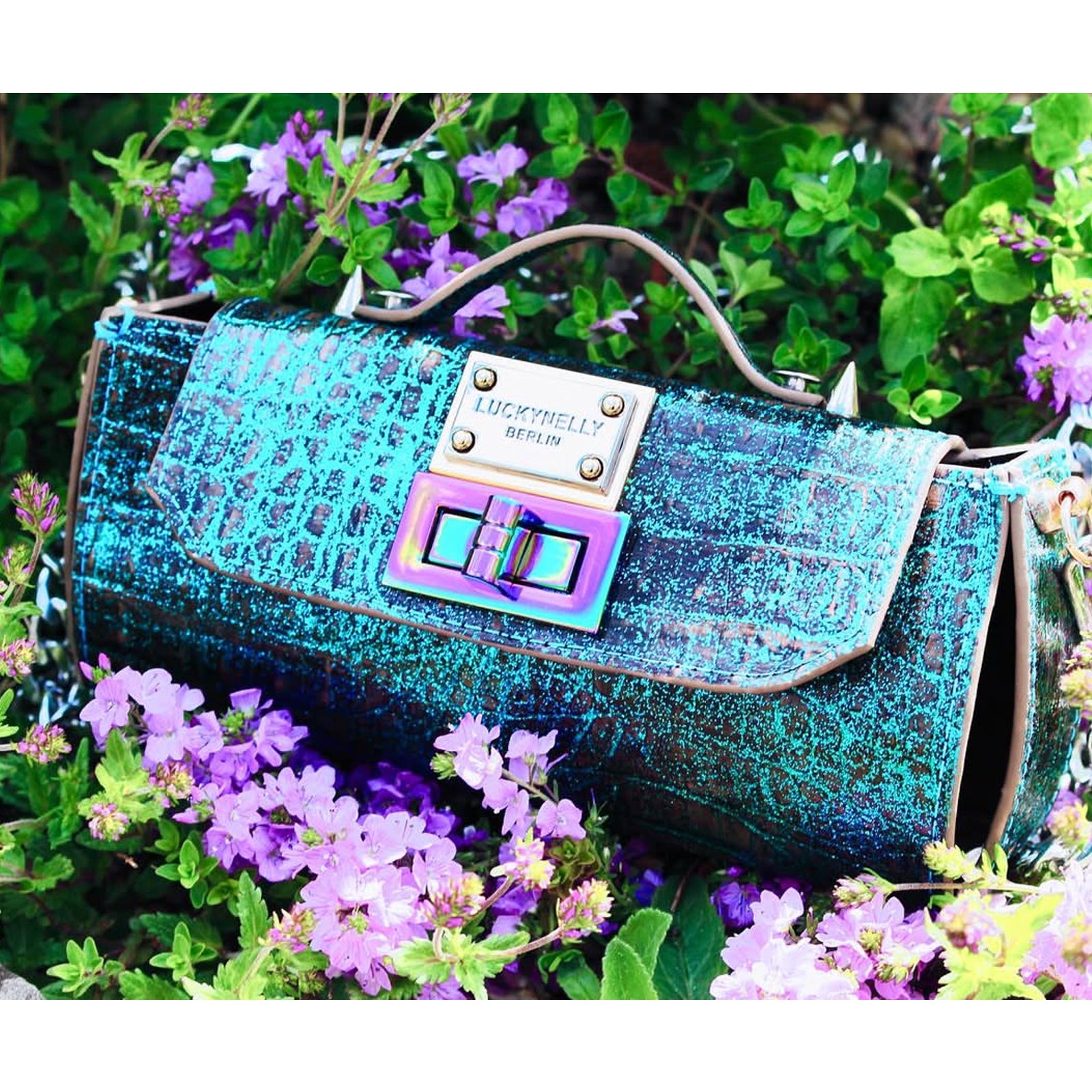 LUCKYNELLY handbag archive