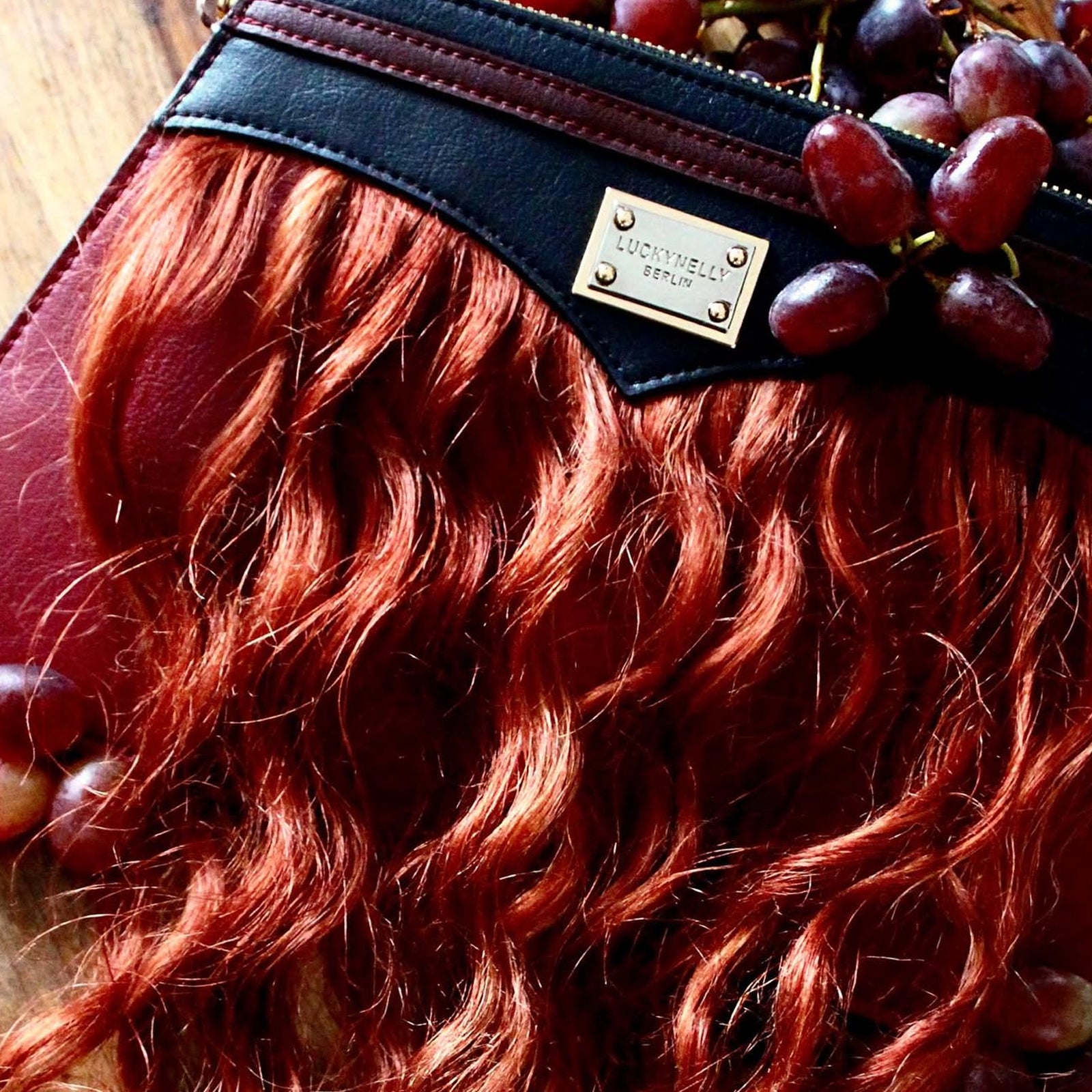 LUCKYNELLY handbag archive
