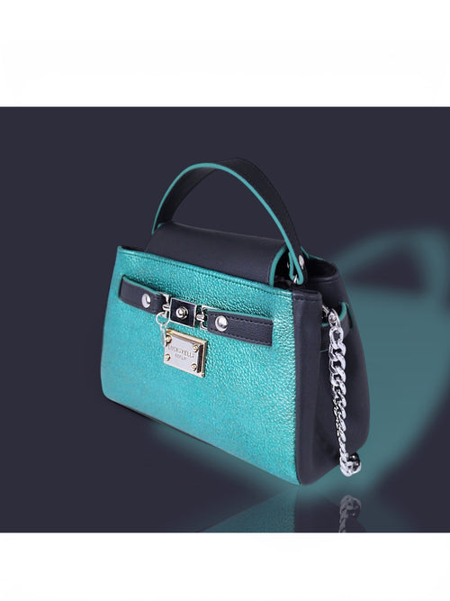 Greta – Top Handle