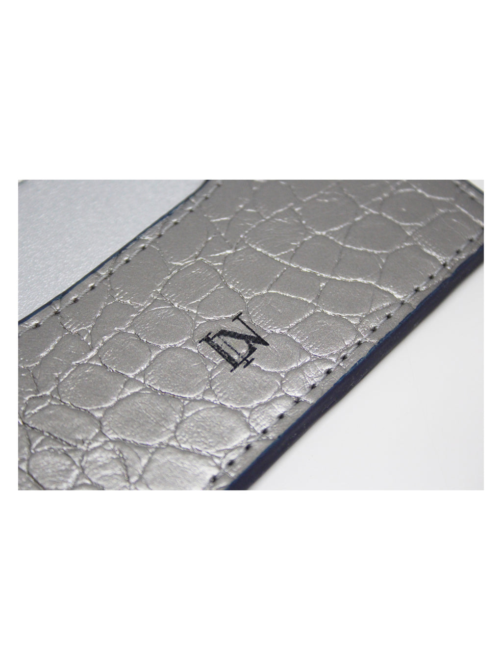 LN Cardholder – Croco Silver / Navy Edge