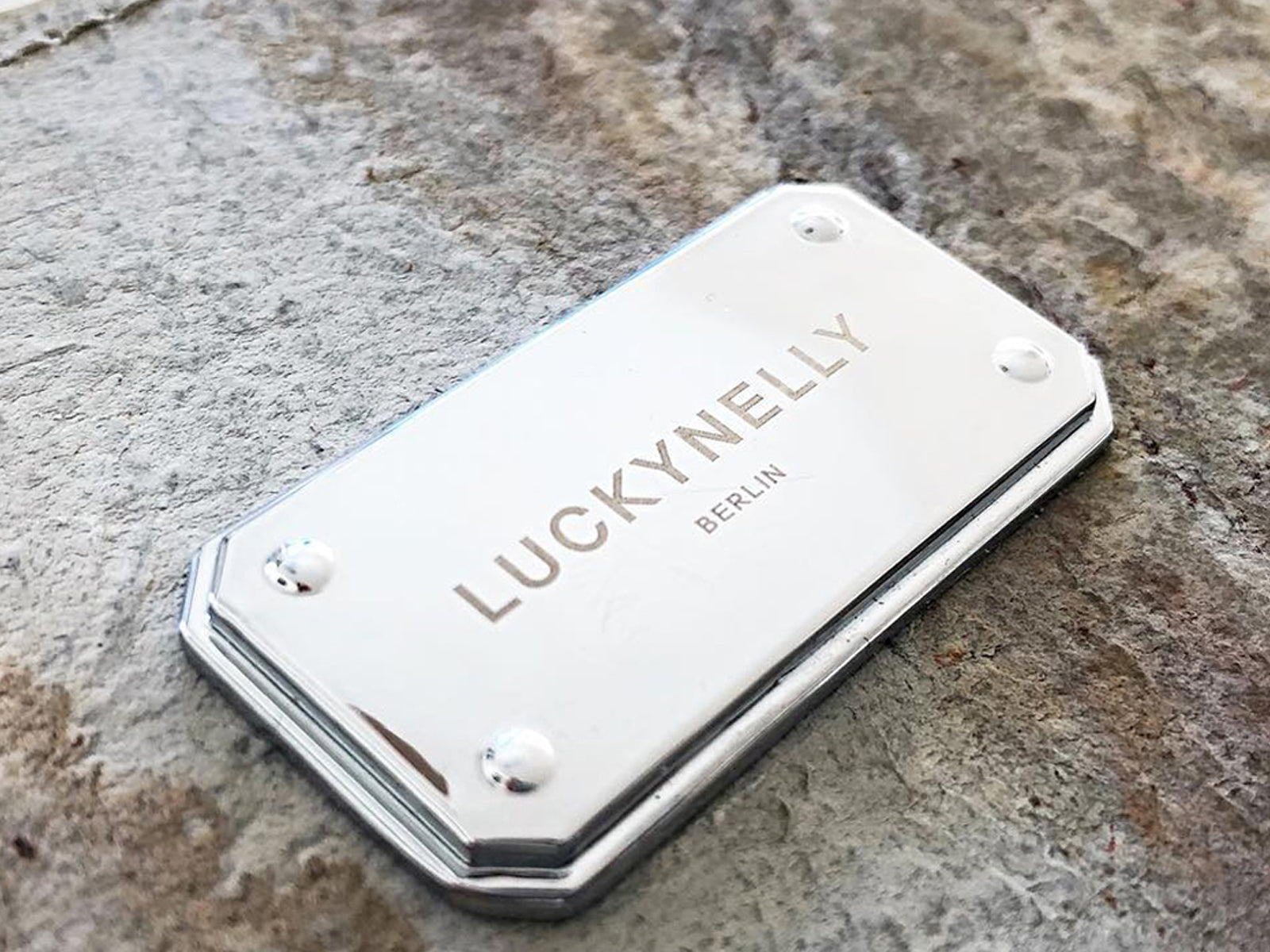 LUCKYNELLY bag made with sewable slate stone material
